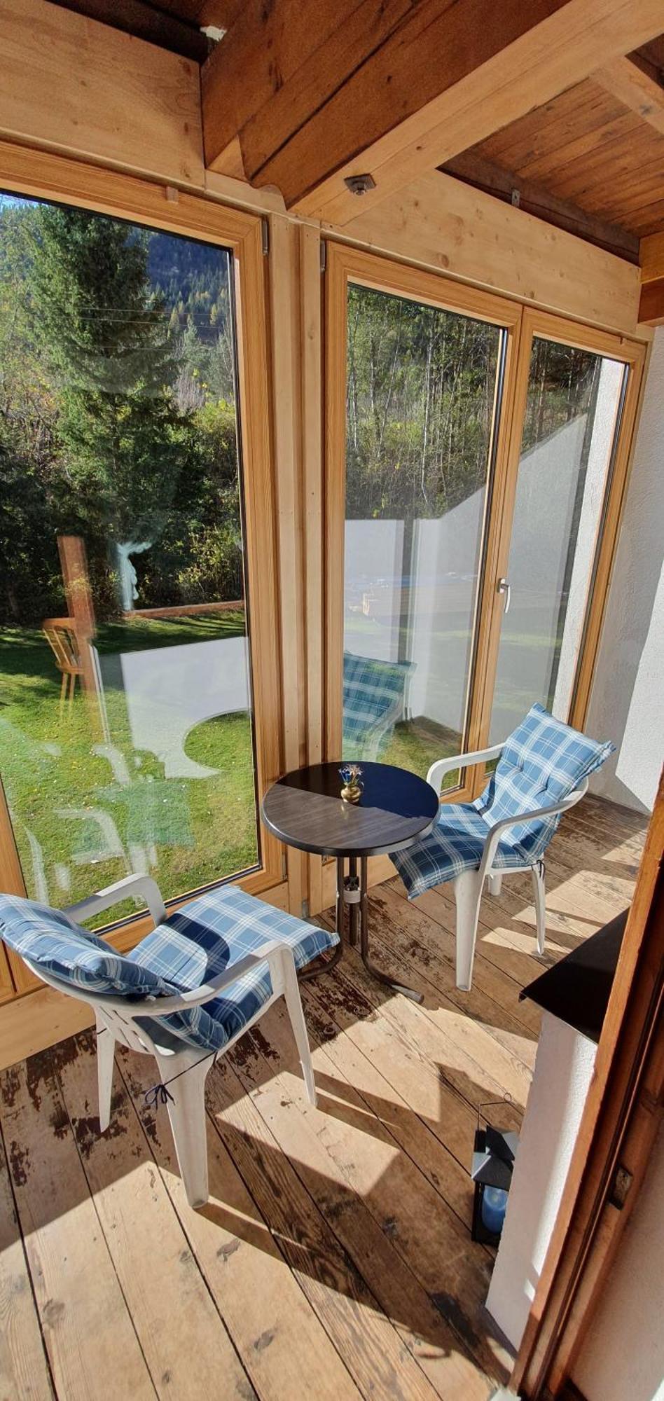 Pension Appartements Via Claudia Lermoos Habitación foto